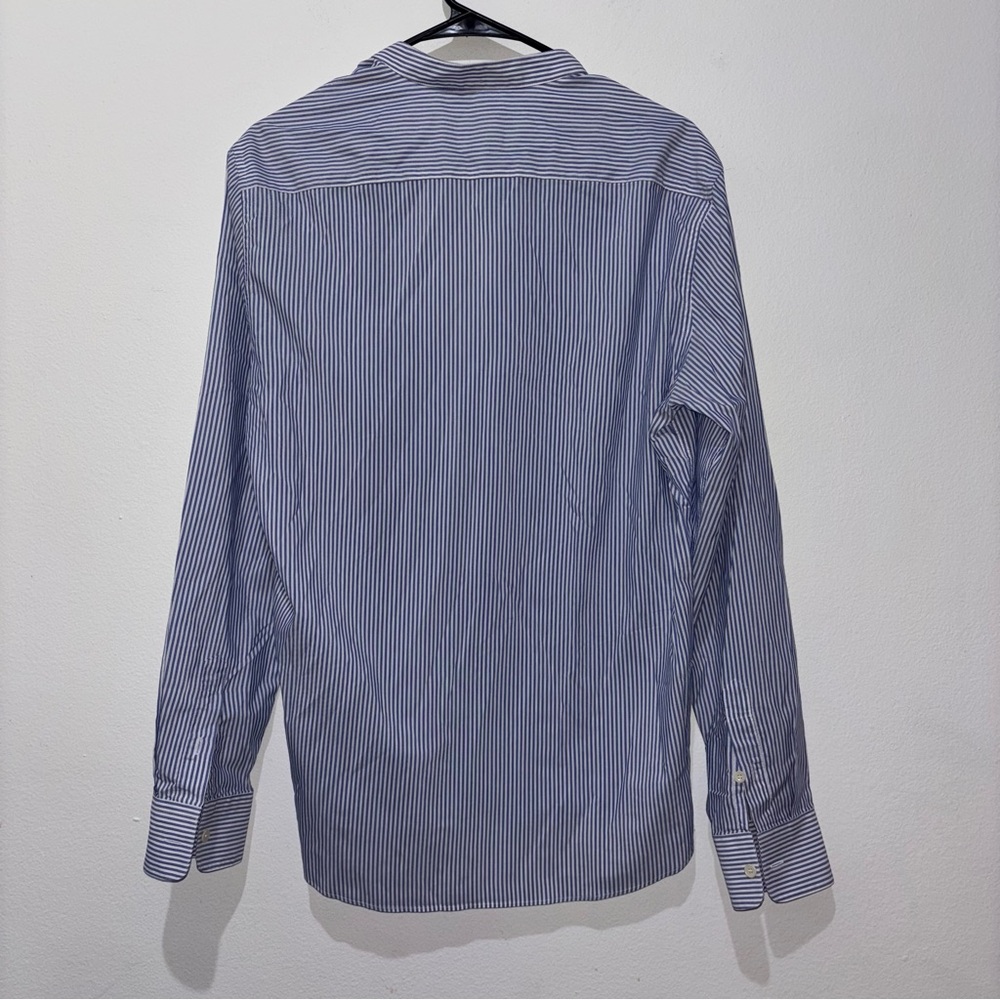 Sandro Half Button Down Size Medium - image 4